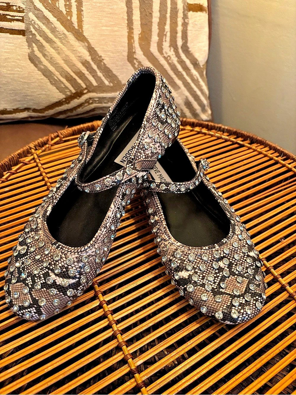 Steve Madden Poppin Embellished Animal Print Flats in Black & Brown